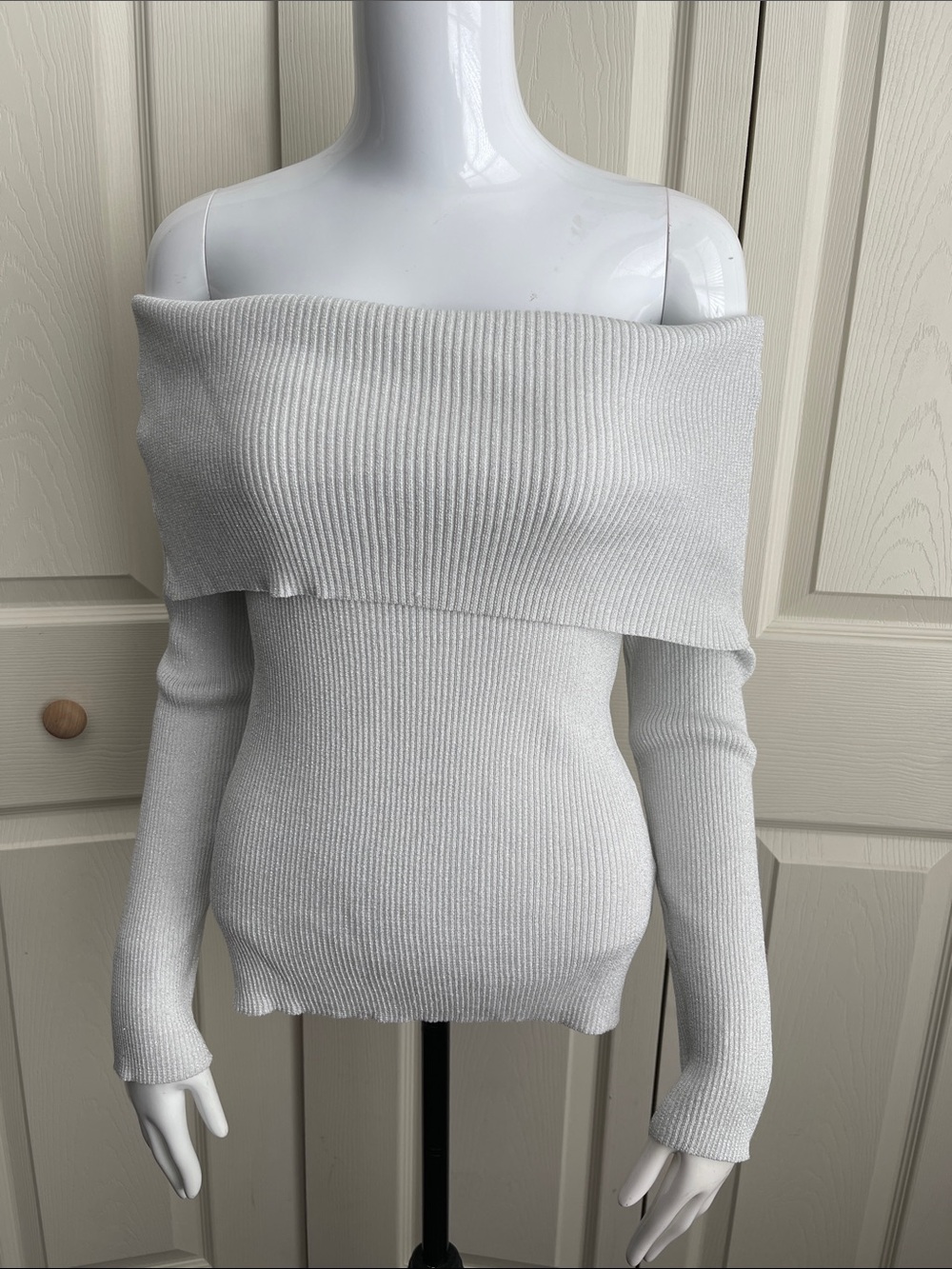 Pink Rose Off the Shoulder Ribbed Knit Long Sleeve Sweater NWT. #0319-A
